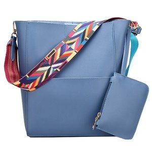 EMML Bucket Shoulder bag in Leather